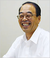 立花良夫 たちばな よしお 愛知県出身 大手コンピューター会社で長年、営業・管理職を経験 趣味は、日本全国どこへでも食べ歩き。それに伴いクルマを車内泊仕様に改造したほど